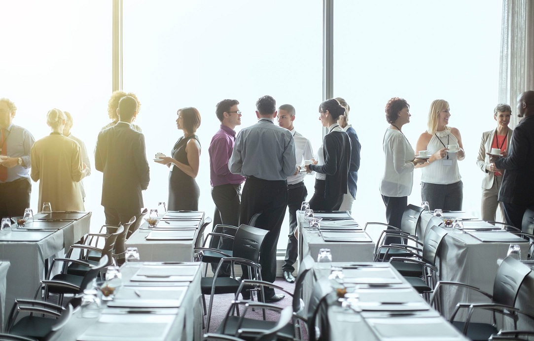 How to Plan A Successful Offsite Business Luncheon?